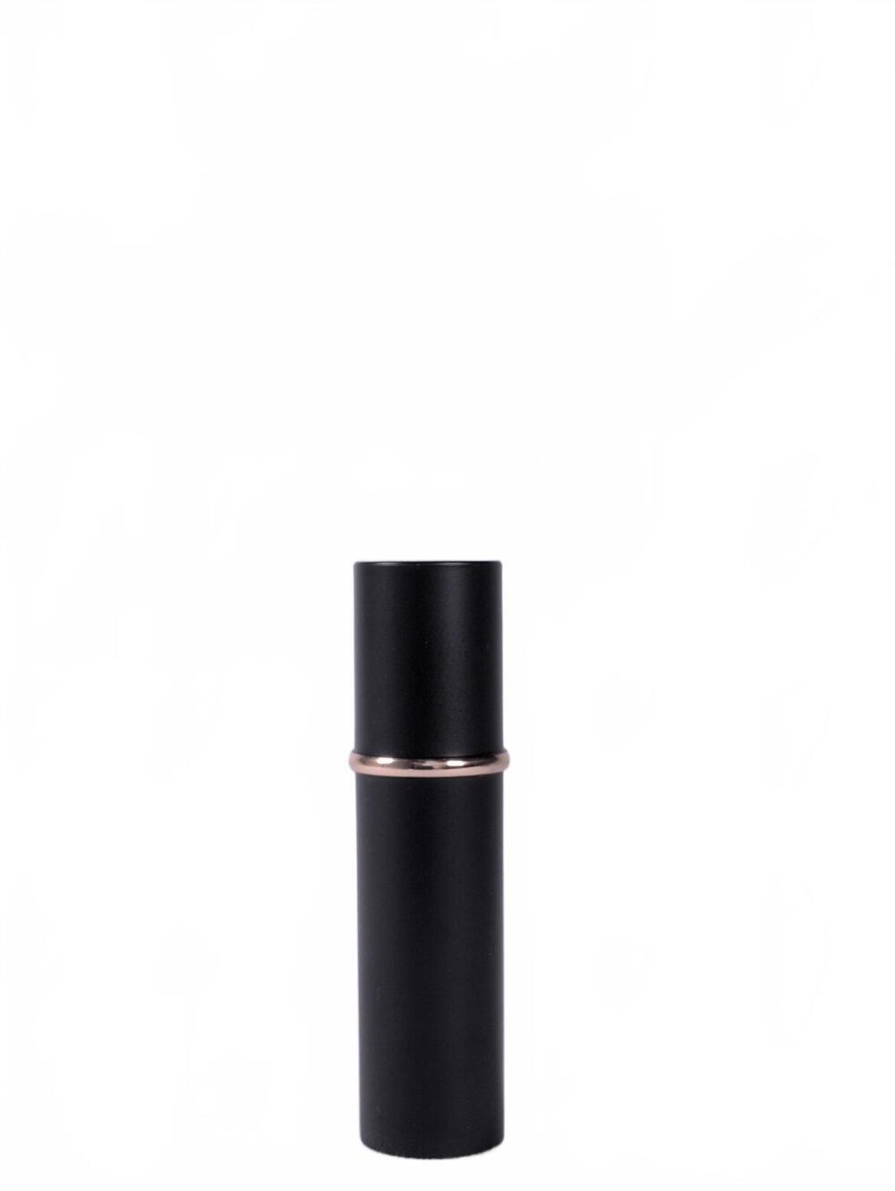 Car Scar Matte Kissed Lipstick M06 Peacg Oolong New in box